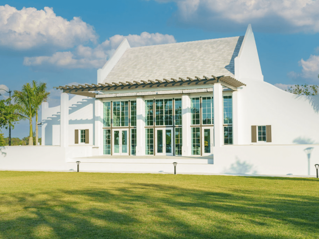 Exterior of Solis Hall in Downtown Wellen